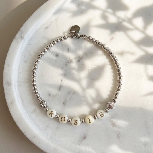 訂製名字手鈪(鈦鋼，貝母珠） Personalized shell pearl bangle